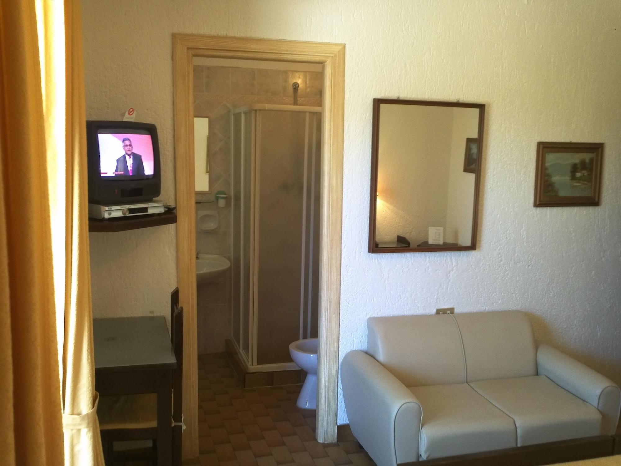 Hotel Abbaruja Olbia Eksteriør bilde