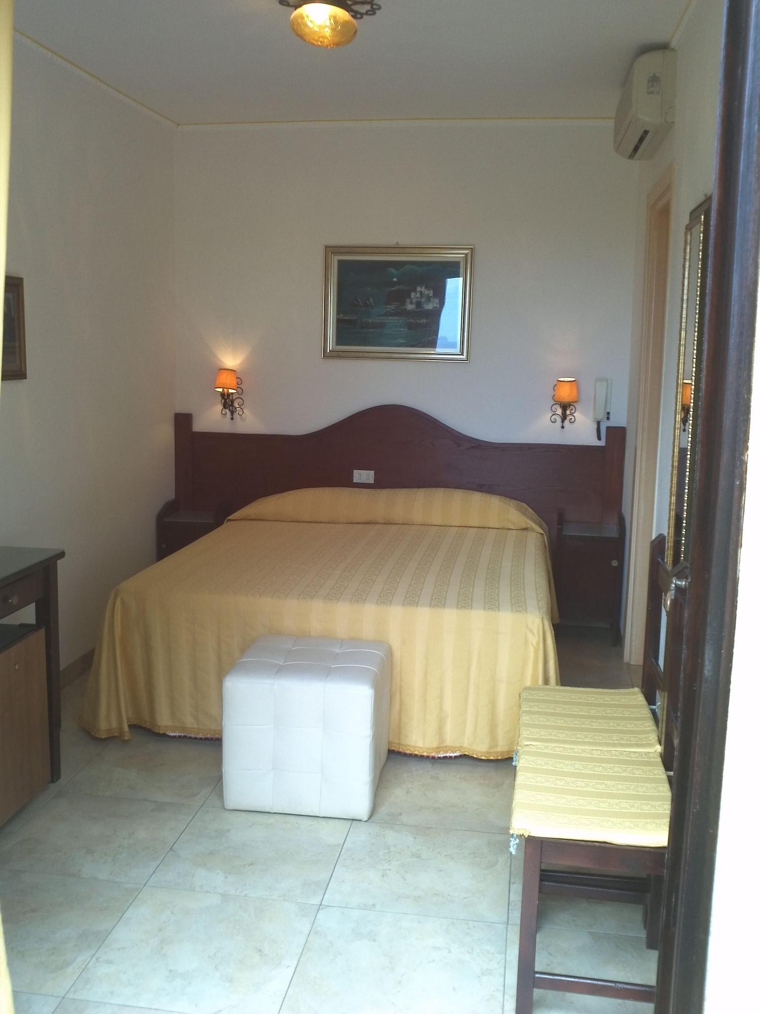 Hotel Abbaruja Olbia Eksteriør bilde