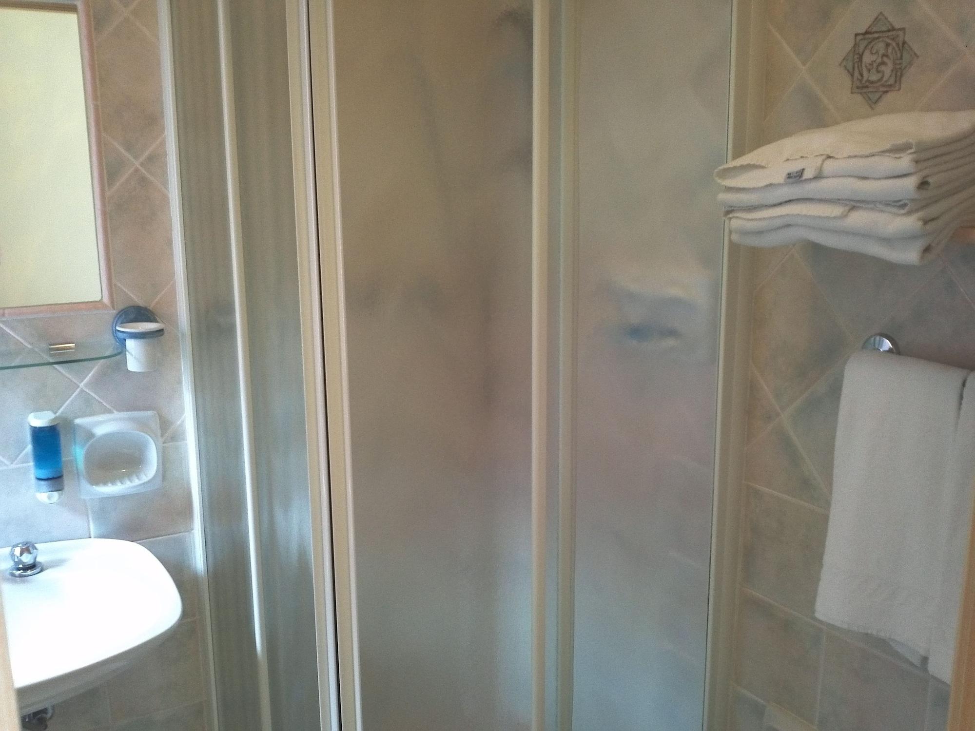 Hotel Abbaruja Olbia Eksteriør bilde