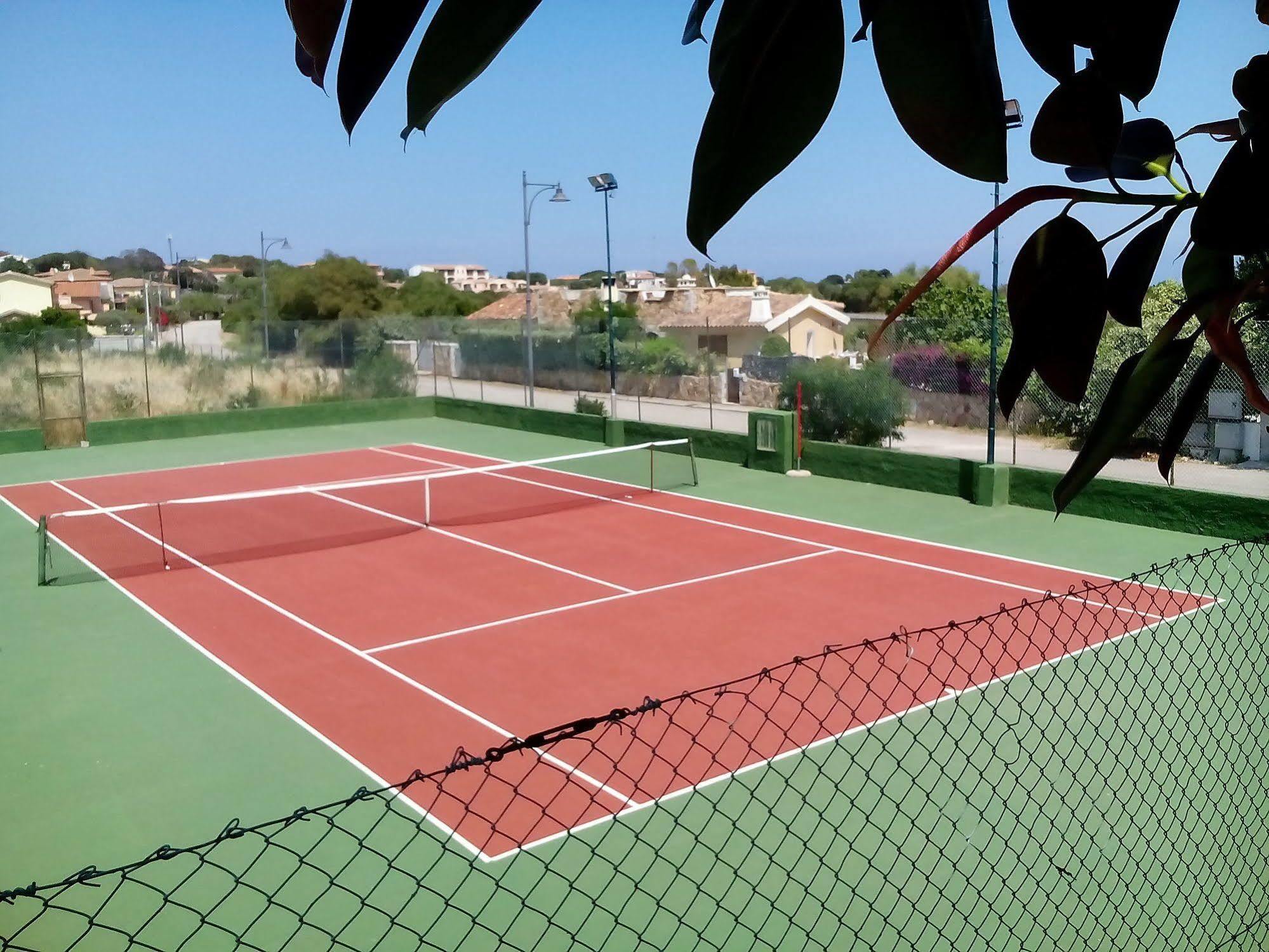 Hotel Abbaruja Olbia Eksteriør bilde