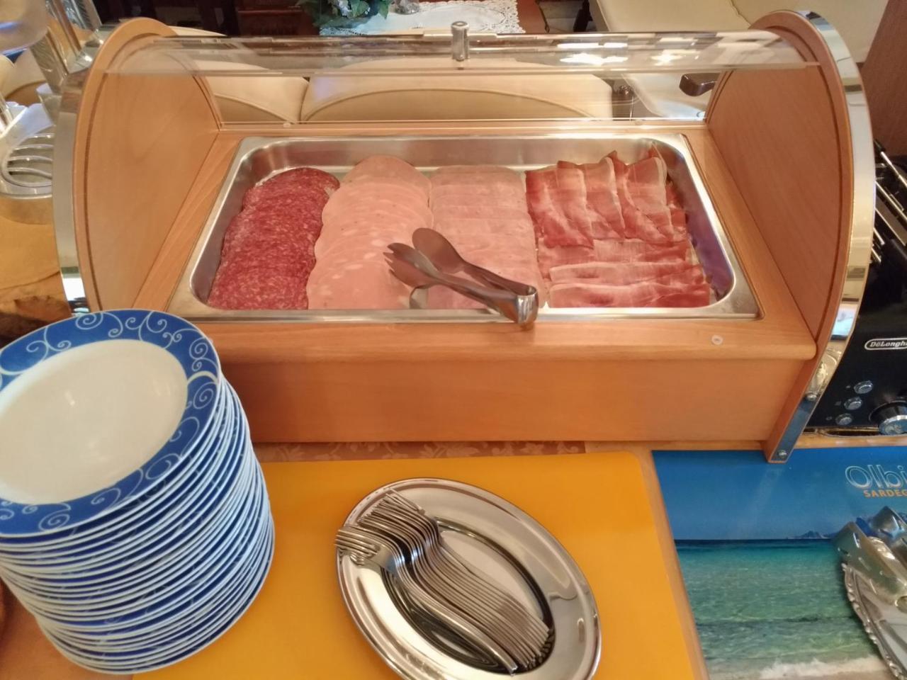 Hotel Abbaruja Olbia Eksteriør bilde