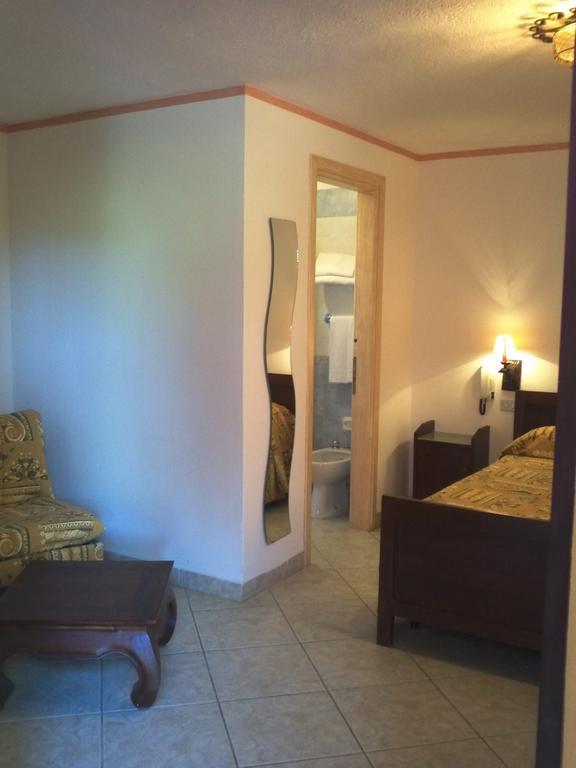 Hotel Abbaruja Olbia Eksteriør bilde